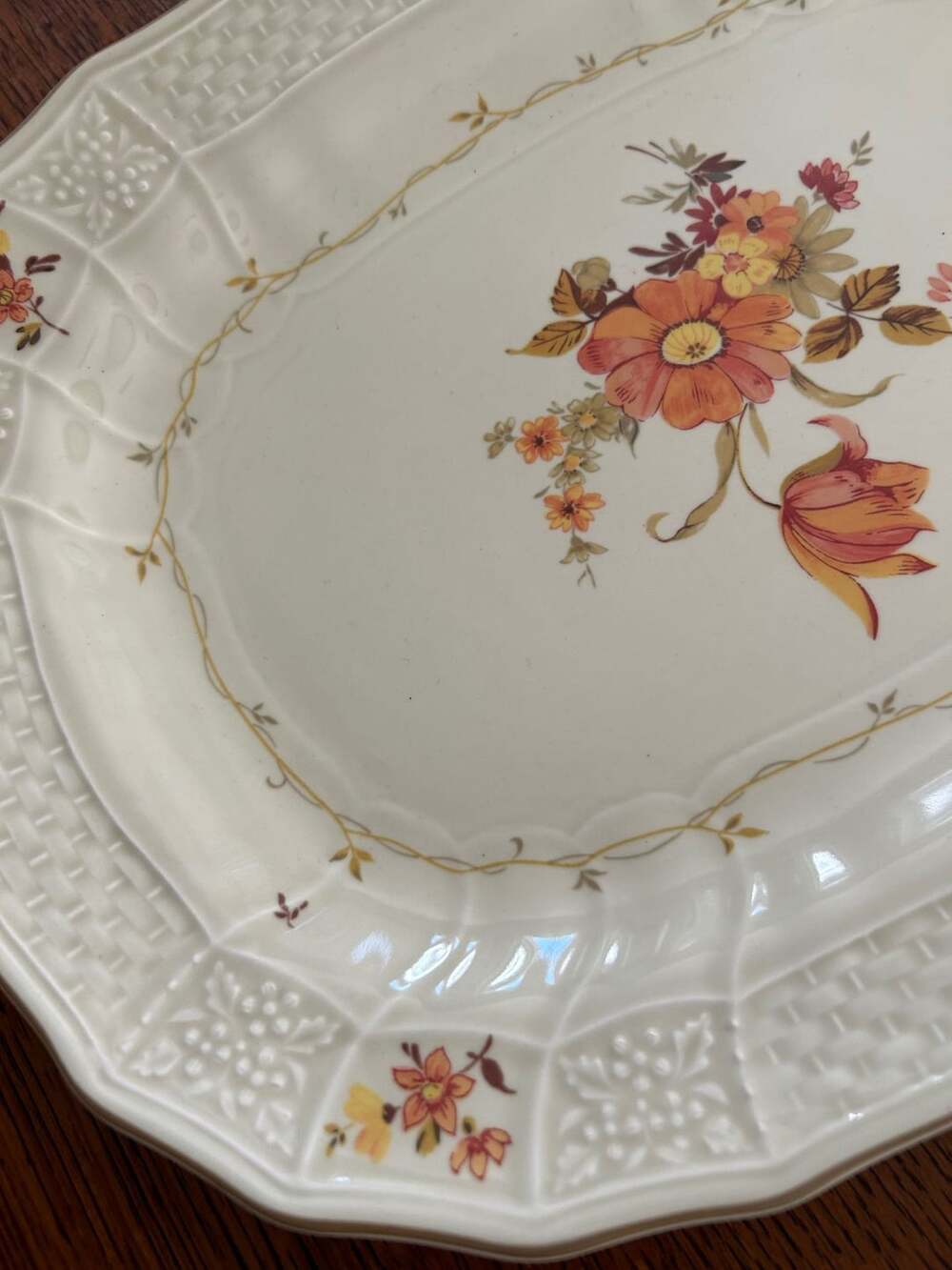 Mikasa Marseilles Fine Ivory Oval Serving Platter Floral